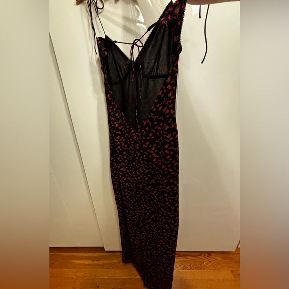 White Fox-New Beginnings Maxi Dress Red Rose - Picture 3 of 4